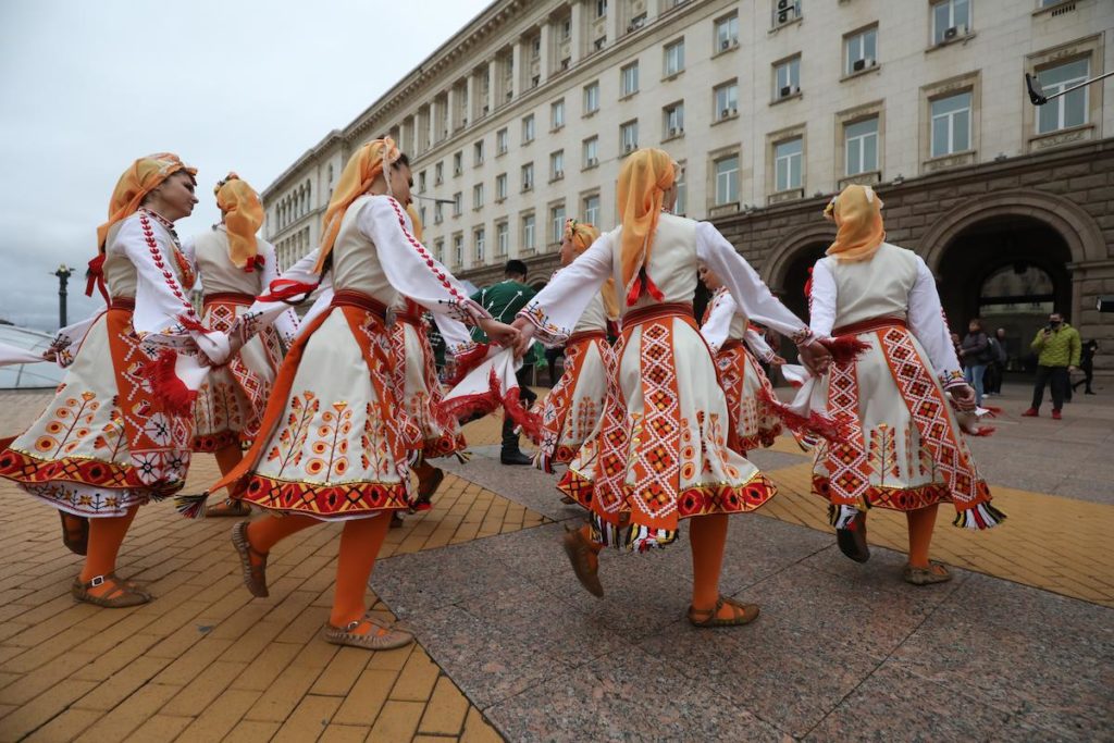 bulgarian traditional dress men